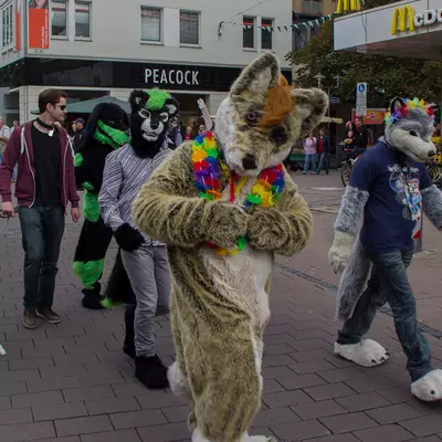 img-11.jpg of cons/Suitwalk-2013-Marl/