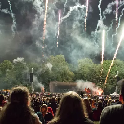 img-31.jpg of cons/Lichterfest-2013/