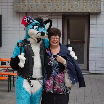 img-20.jpg of cons/Suitwalk-2013-Marl/