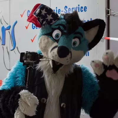 img-17.jpg of cons/Suitwalk-2013-Marl/