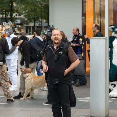 img-33.jpg of cons/Fursuitwalk-Frankfurt-2013/
