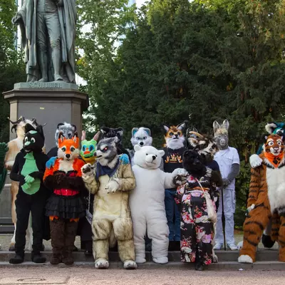 img-52.jpg of cons/Fursuitwalk-Frankfurt-2013/