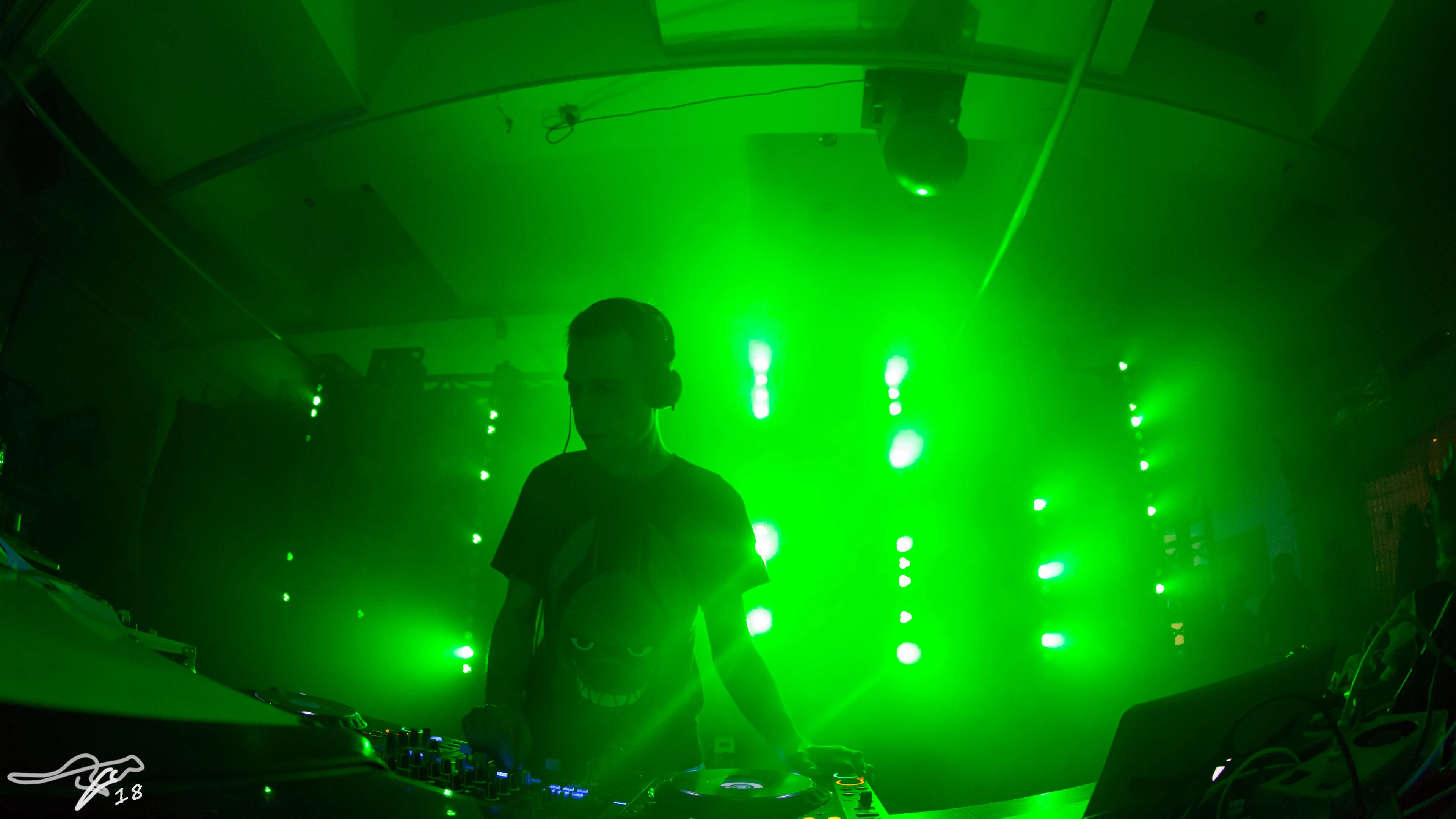 full image IMG_7560.jpg