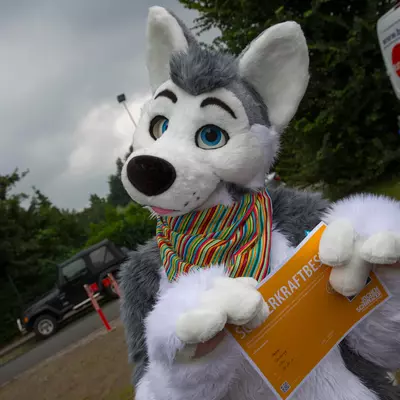3B9C9247.jpg of cons/Fursuit-Bungeejumping-2014/